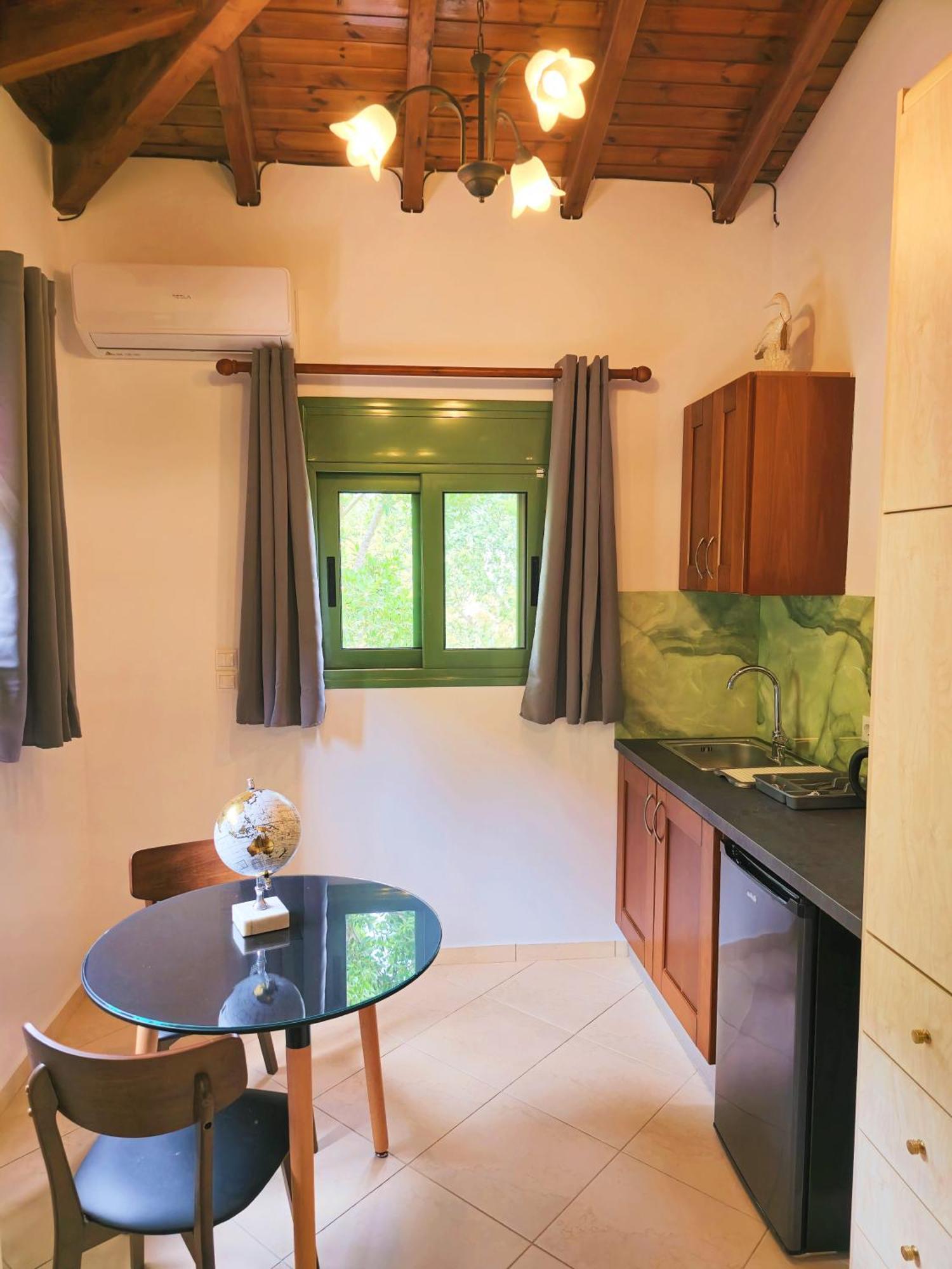 Okeanis Apartments & Suites Adults Only 凯特利奥斯 外观 照片